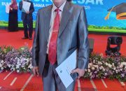 Prof. Dr. H. Akhyar  Hanif, Tegaskan Guru Besar Harus Aktif Berkarya dan Berkolaborasi Usai Terima KMA Guru Besar Rumpun Ilmu Agama Periode II Tahun 2025